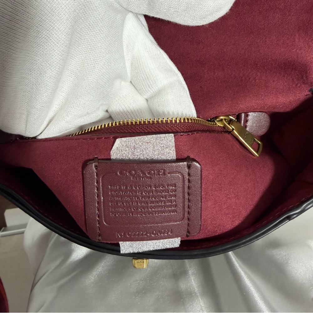 ❤️COACH🌺 Willow Saddle Bag Pebbled Leather Crossbody (FREE Gift Keychain Gen)🇺🇸✅ - Picture 10 of 17